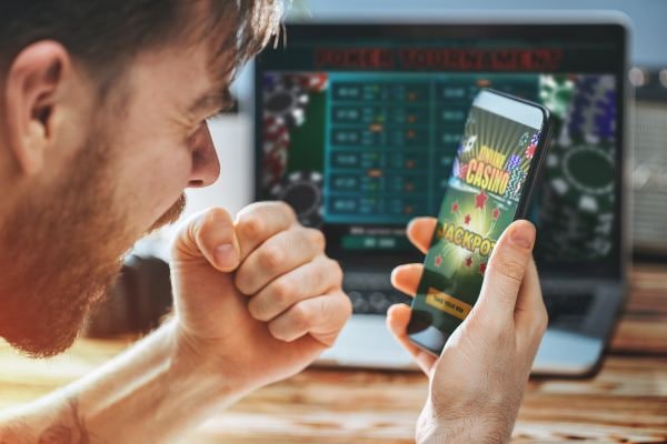 Roda Dream Catcher berputar dengan nilai pembayaran yang jelas